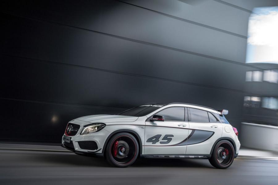  Mercedes-Benz GLA45 AMG Concept 2014 года  (фото 6 из 15)